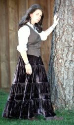 Abigail in chocolate brown